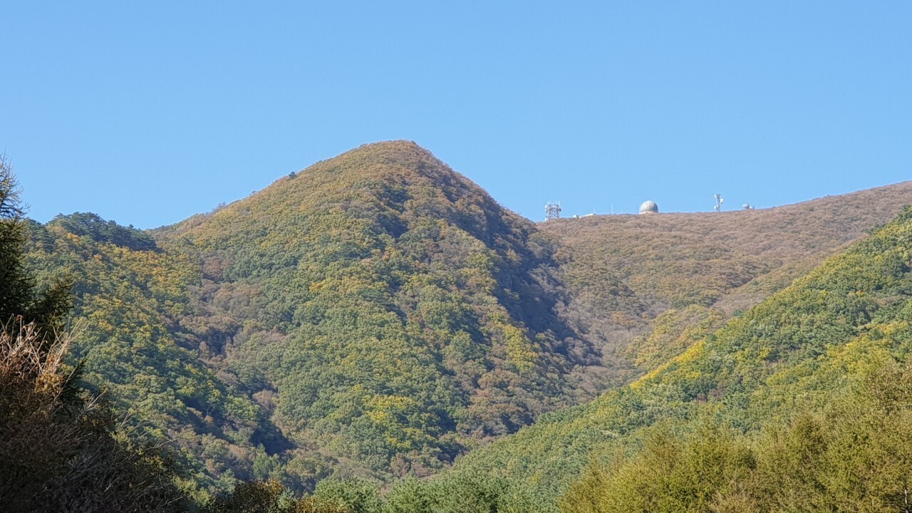 일월산 안벌매동학기도처 유적답사 - 게시판 - 천도교진주시교구 일월산 안벌매동학기도처 유적답사