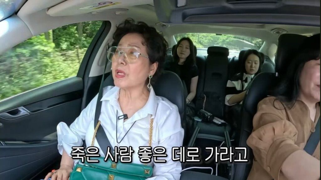 스테이크 드시러 아웃백에 가신 선우용녀 선생님의 인생론 | 인스티즈