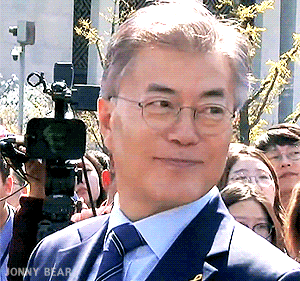 4년 만에 얼굴 많이 상한 문재인대통령 | 인스티즈