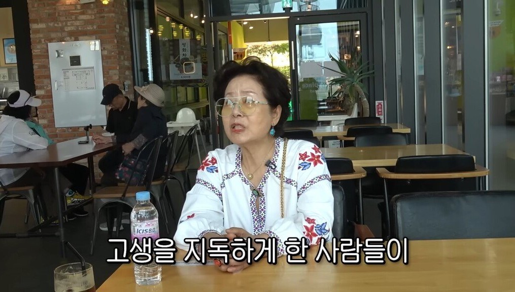 스테이크 드시러 아웃백에 가신 선우용녀 선생님의 인생론 | 인스티즈