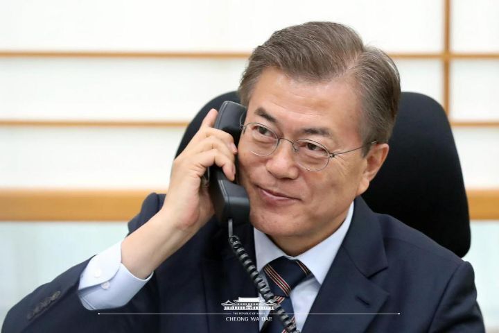 4년 만에 얼굴 많이 상한 문재인대통령 | 인스티즈