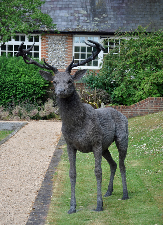 철사와 철망으로 만든 야생동물 | 인스티즈