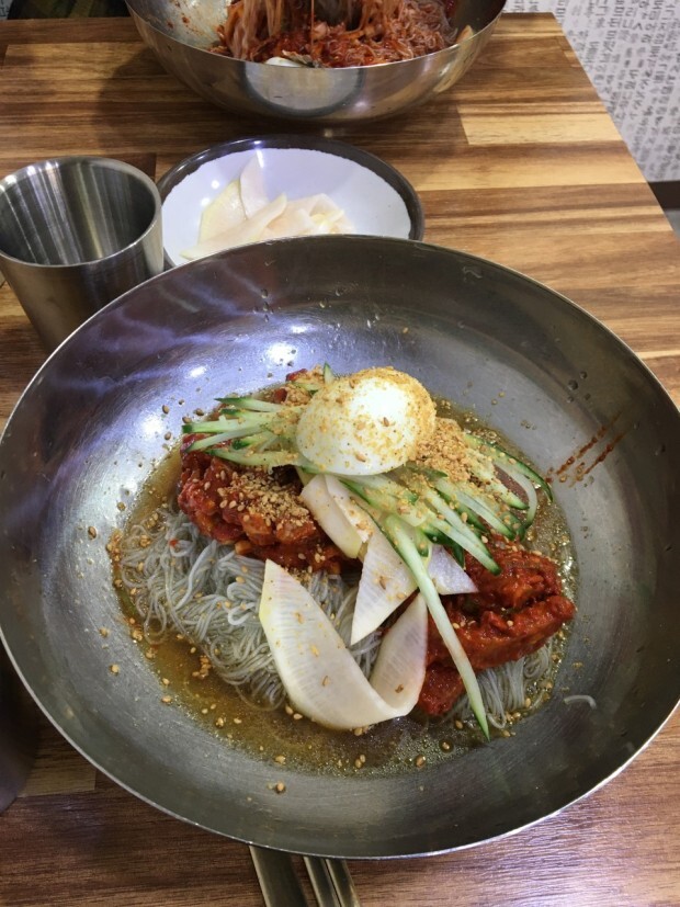 함흥냉면 이미지