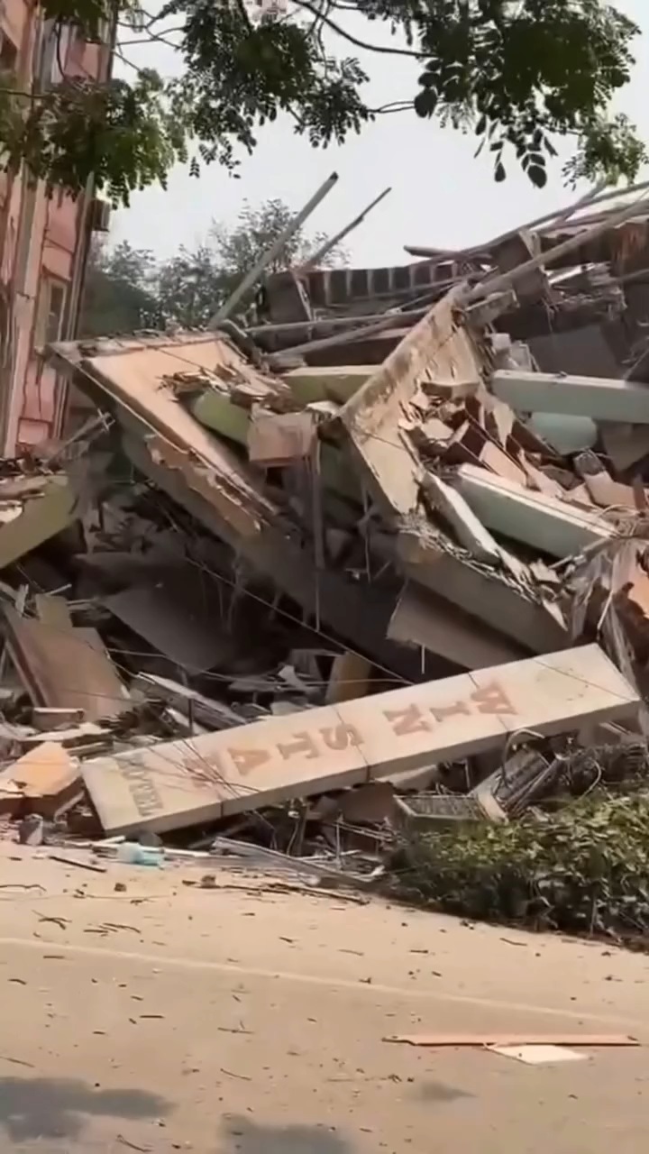 우려했던대로 인프라가 남아나질 못한 미얀마 상황 | 인스티즈