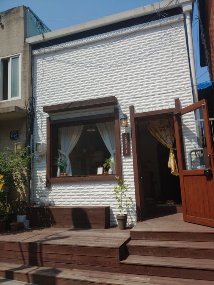 e3b8142049f8c0af9a2574ccff018d948a5c59d6