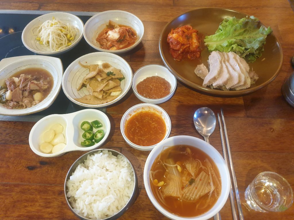 아줌마보쌈 이미지