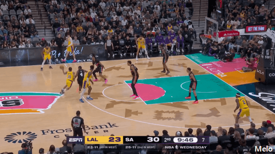 뭔가 이상한 웸반야마 블락 높이 ㅋㅋㅋ.gif | 인스티즈