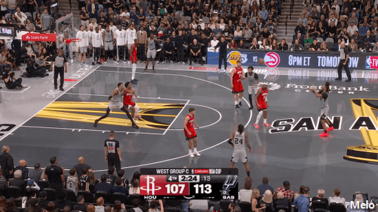 웸반야마 듀란트에게 인유어페이스덩크 + 아멘 탐슨 위로 클러치 페이더웨이.gif | 인스티즈