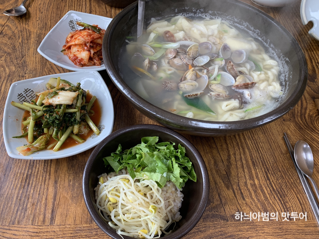 항아리손칼국수 이미지
