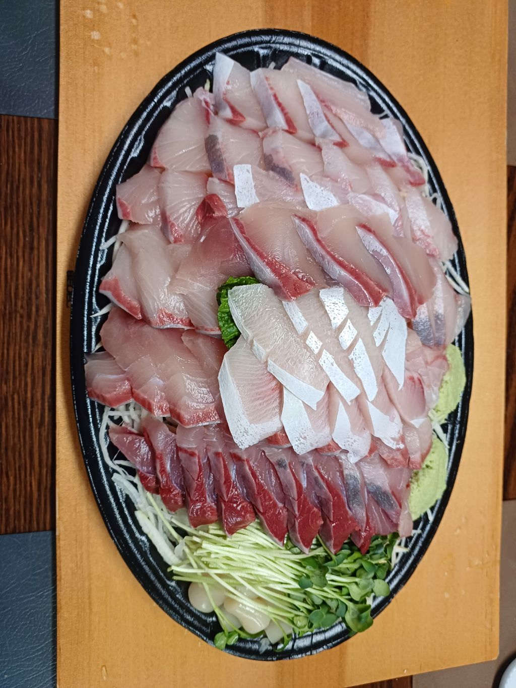 몽지람 이미지