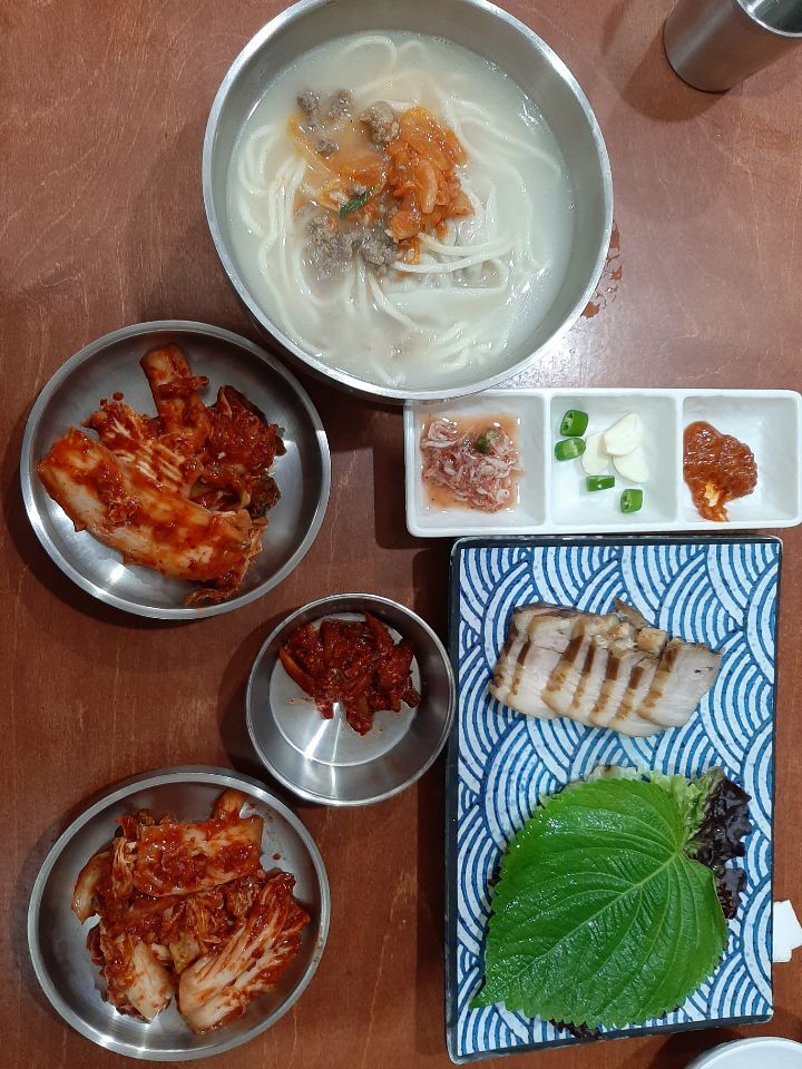 서초칼국수 이미지