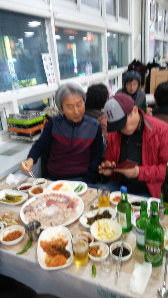 부산 자갈치 밀성 횟집 - 부산동기회 - 진주교대8회동기회 부산 자갈치 밀성 횟집