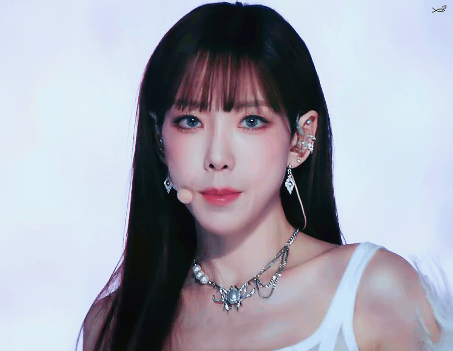 엘프 같은 태연 슴콘 INVU 무대 | 인스티즈