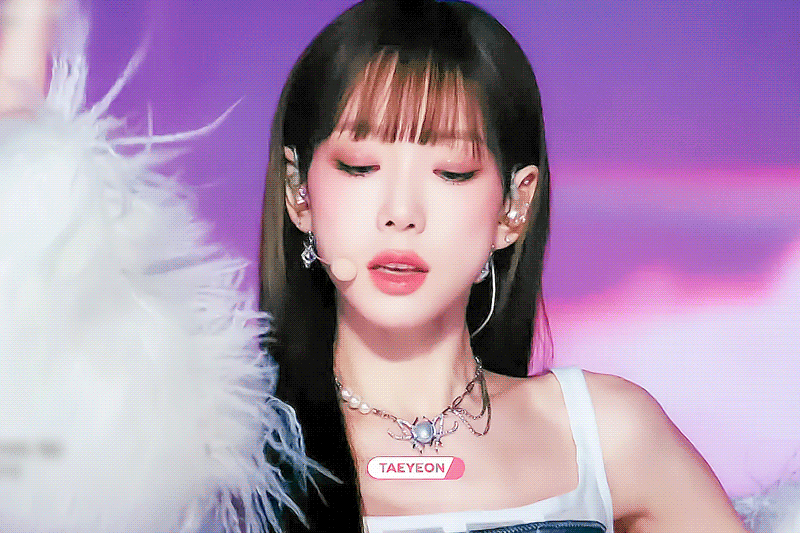 엘프 같은 태연 슴콘 INVU 무대 | 인스티즈
