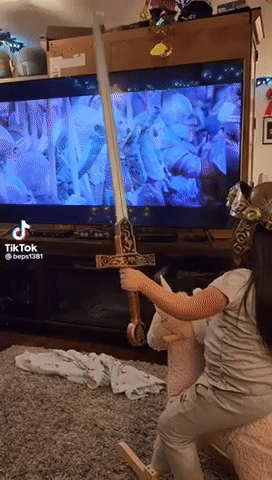 아기가 좋아하는 장면.gif | 인스티즈