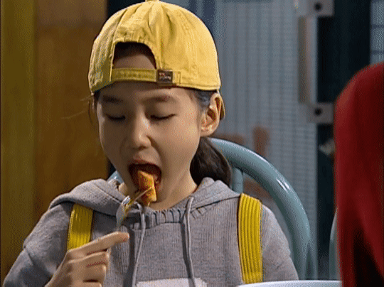 떡볶이 먹방하는 박은빈 | 인스티즈