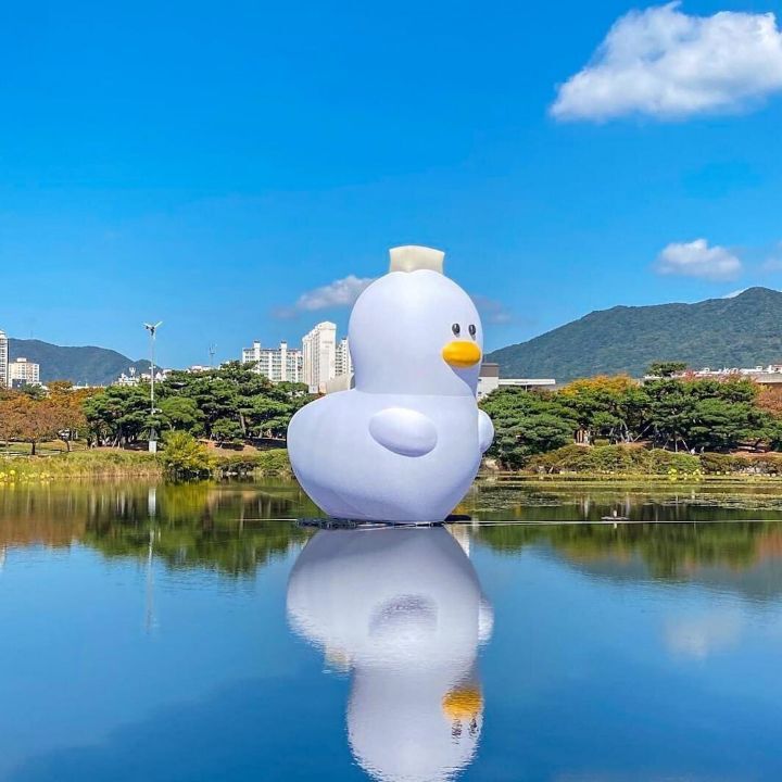 김해에 생겼다는 러버덕 사촌 . jpg | 인스티즈