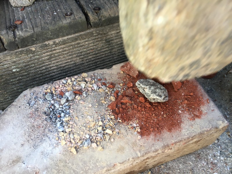 돌멩이 갈고 풀 찧어서 소꿉놀이 해 본 분들은 자리에서 일어나주세요 | 인스티즈