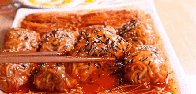 요즘 먹방 유튜버들 사이에서 핫하다는 메뉴...jpg | 인스티즈