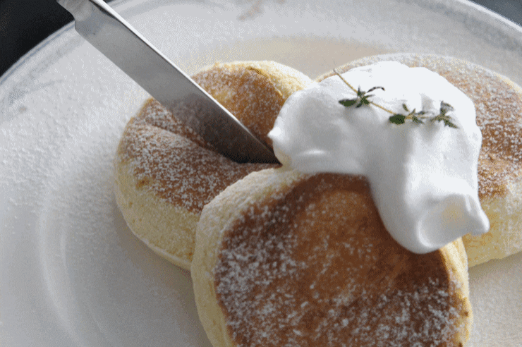 점심에 보는 수플레 팬케이크.gif | 인스티즈