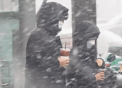 오늘부터 다시 등장하기 시작했다는 부류..gif | 인스티즈