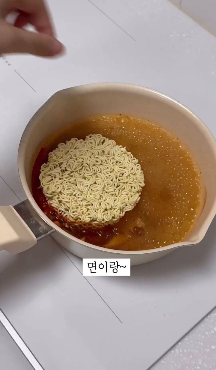 비행기 비즈니스 라면 끓이는 법 | 인스티즈