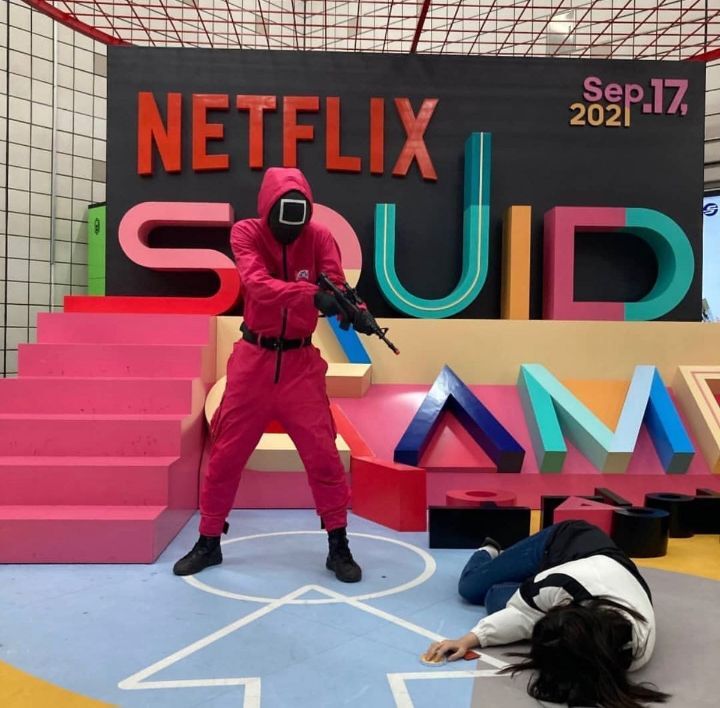 이태원역에 설치했던 오징어 게임 체험존...JPG | 인스티즈