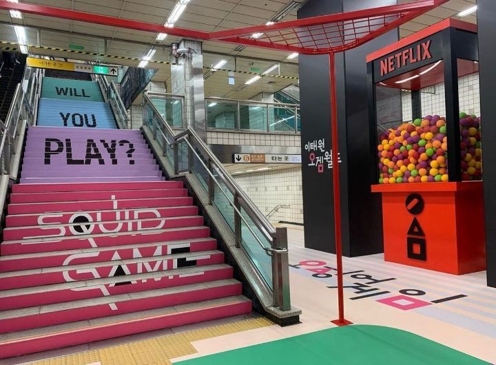 이태원역에 설치했던 오징어 게임 체험존...JPG | 인스티즈