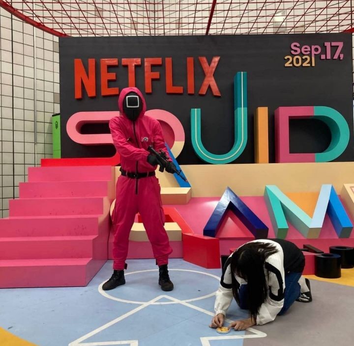 이태원역에 설치했던 오징어 게임 체험존...JPG | 인스티즈