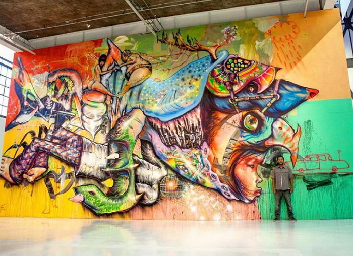 벽화로 2200억 돈방석에 앉은 넷플릭스 BEEF에 출연한 배우 | 인스티즈