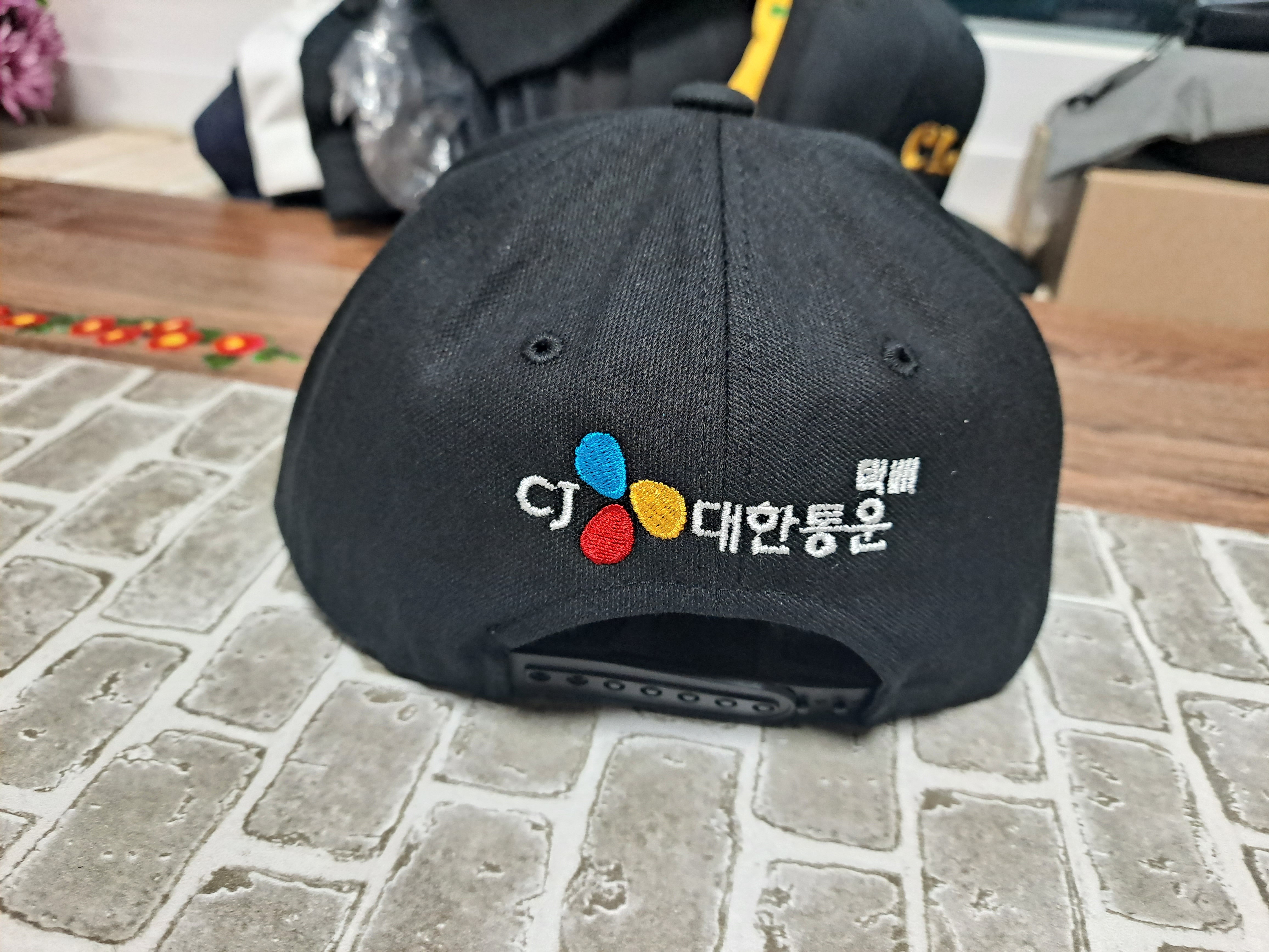대한통운택배 - 주문모자 제작사례 - 모자제작 단체 소량 대량 맞춤 볼캡 주문제작 자수 로고 이니셜 대한통운택배
