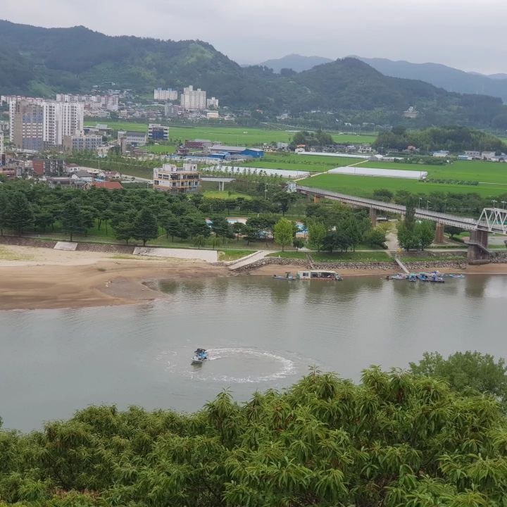 쉴만한카페 이미지