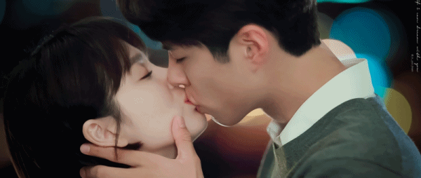 최근 키스장인 둘이 찍은 드라마 속 키스씬....gif (스압주의) | 인스티즈