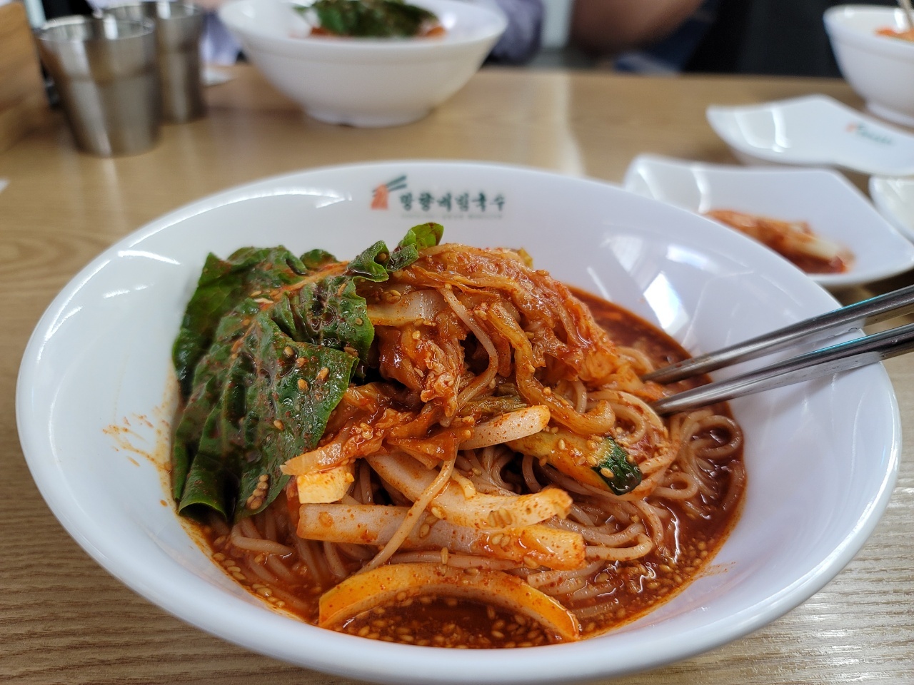 망향비빔국수 이미지