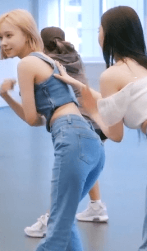 에스파 카리나가 깜놀한 이유.gif | 인스티즈