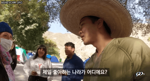 친구끼리 키스하는게 가능한 나라 | 인스티즈