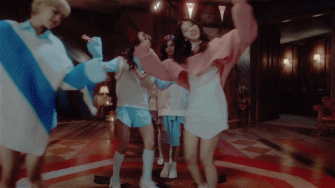 블랙아이드필승(라도)이 만든 걸그룹 히트곡 모음 .gif | 인스티즈