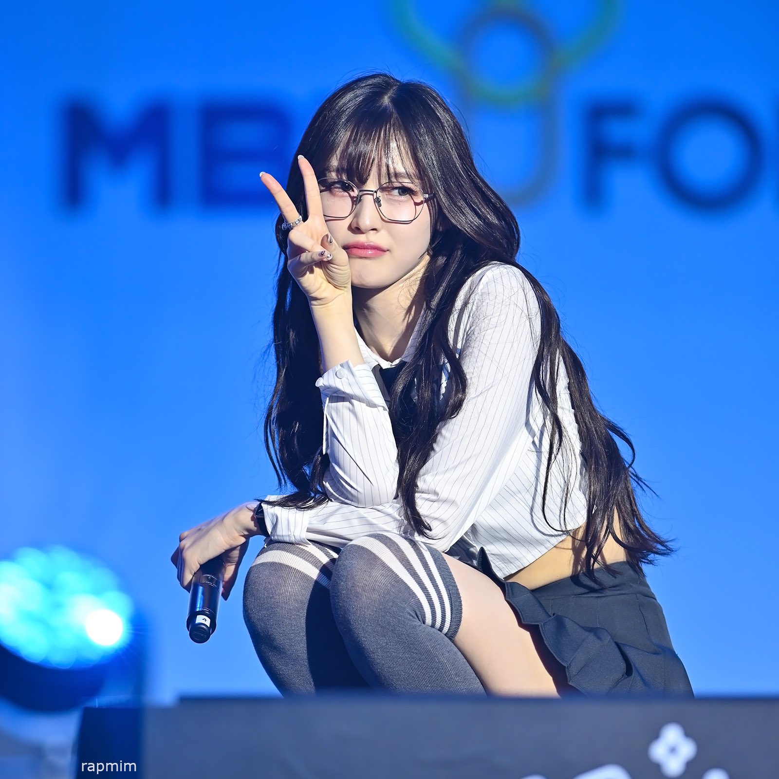 춤 다 추고 숨 몰아쉬는 오마이걸 아린.gif | 인스티즈