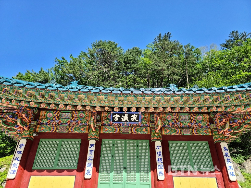 0e32369ba79cf8d30d262a72f3601fbfabd21e99