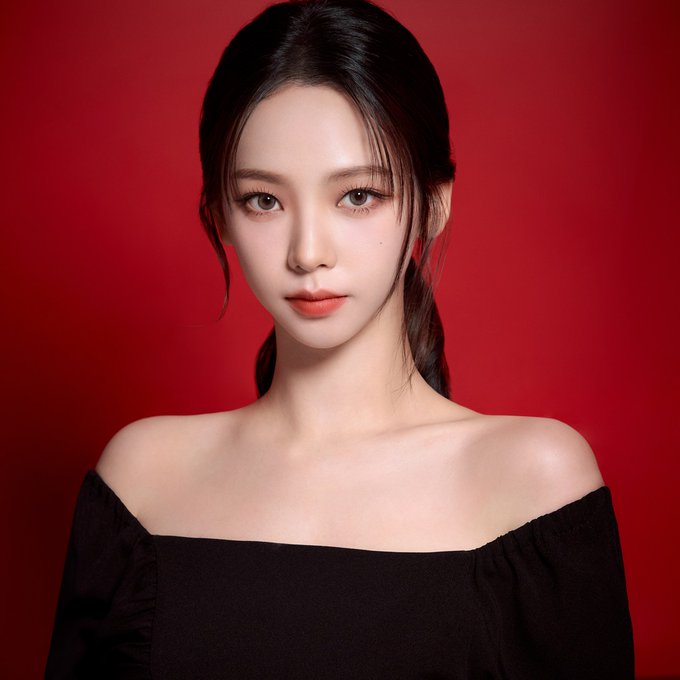 카리나는 인간이에요 AI가 아니라.gif | 인스티즈