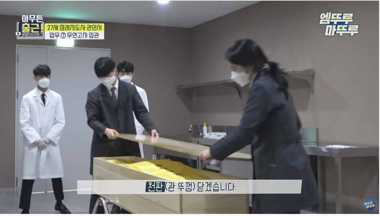 1a68bb93acd9d226a6a8aa0639dda1800e5ebf40