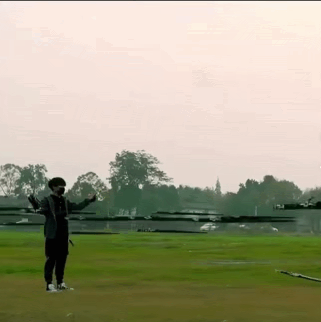 무협에서 수많은 검을 날리고 조종하는걸 뭐라고 부르죠? | 인스티즈