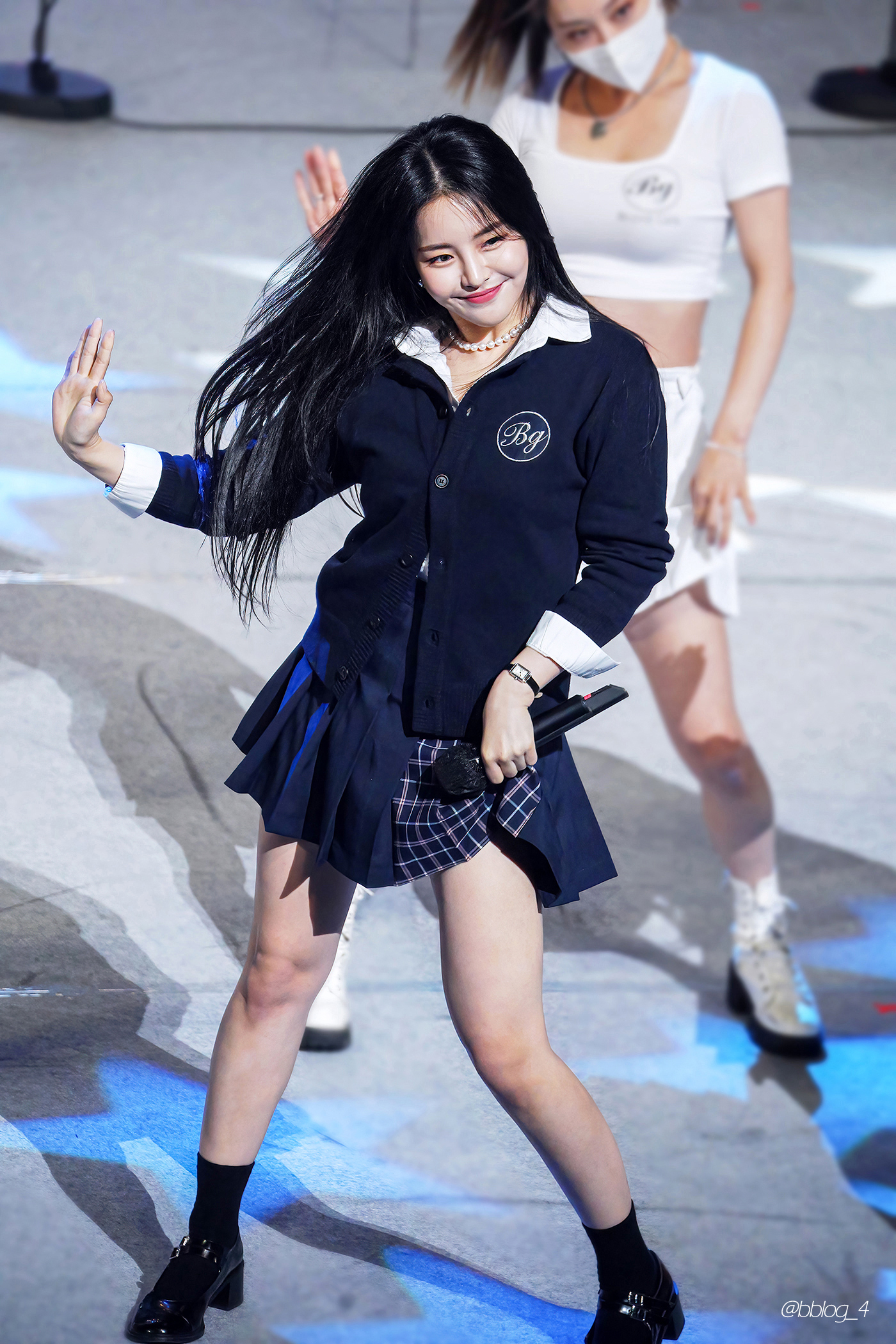 오랜만에 팬들 만나서 행복해하는 브레이브 걸스 jpgif | 인스티즈