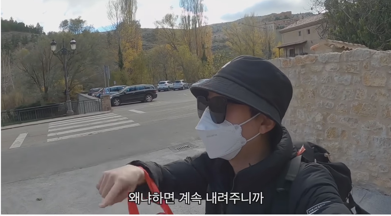 어느 여행 유튜버가 스페인 산골에서 겪은 일 | 인스티즈