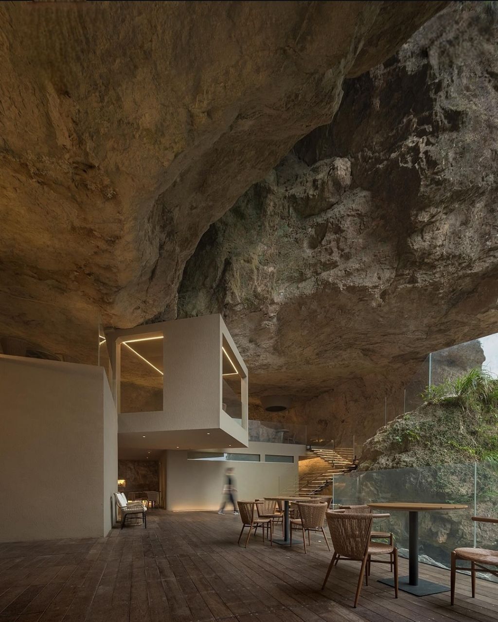 중국 저장성 1000m 높이 절벽 카페 | 인스티즈