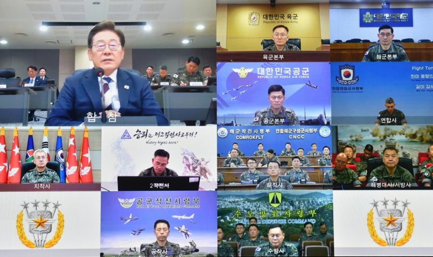 ??? : 안녕하세요? 국군통수권자입니다 | 인스티즈