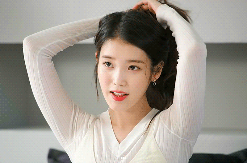 아이유 이브자리 광고.gif | 인스티즈