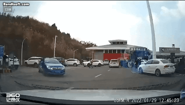 주차하려는데 갑자기 이런다면? | 인스티즈