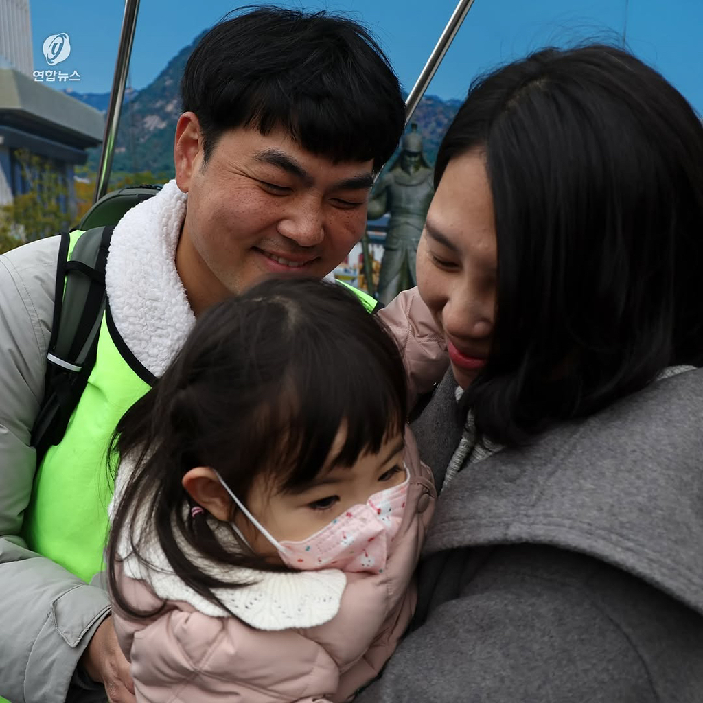 부산에서 서울까지 딸 살리려 걸어온 아빠 근황 | 인스티즈