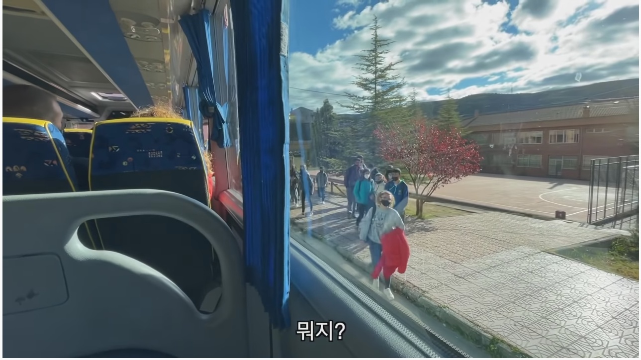 어느 여행 유튜버가 스페인 산골에서 겪은 일 | 인스티즈